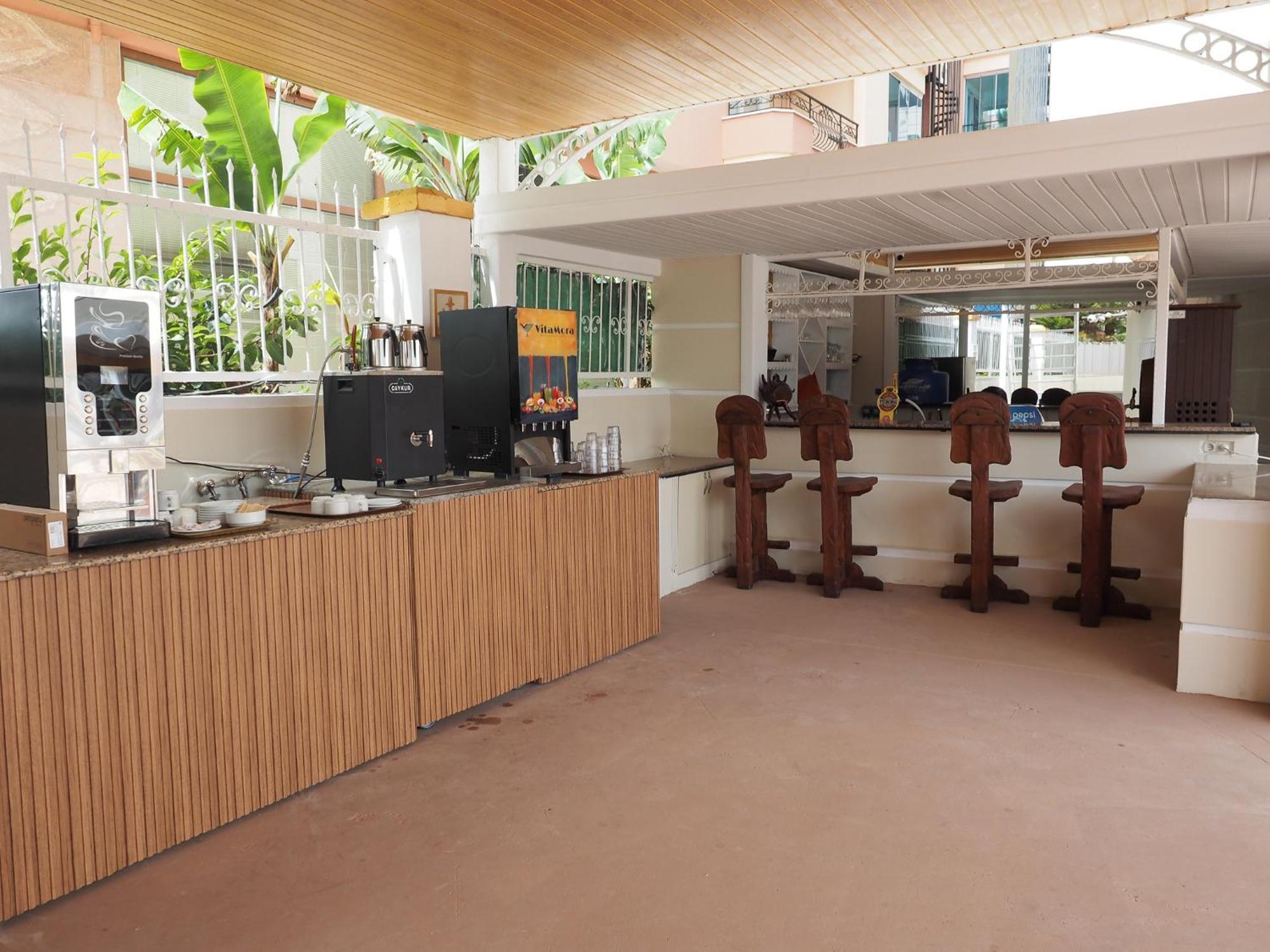 Sun Fire Beach Hotel 阿拉尼亚 外观 照片