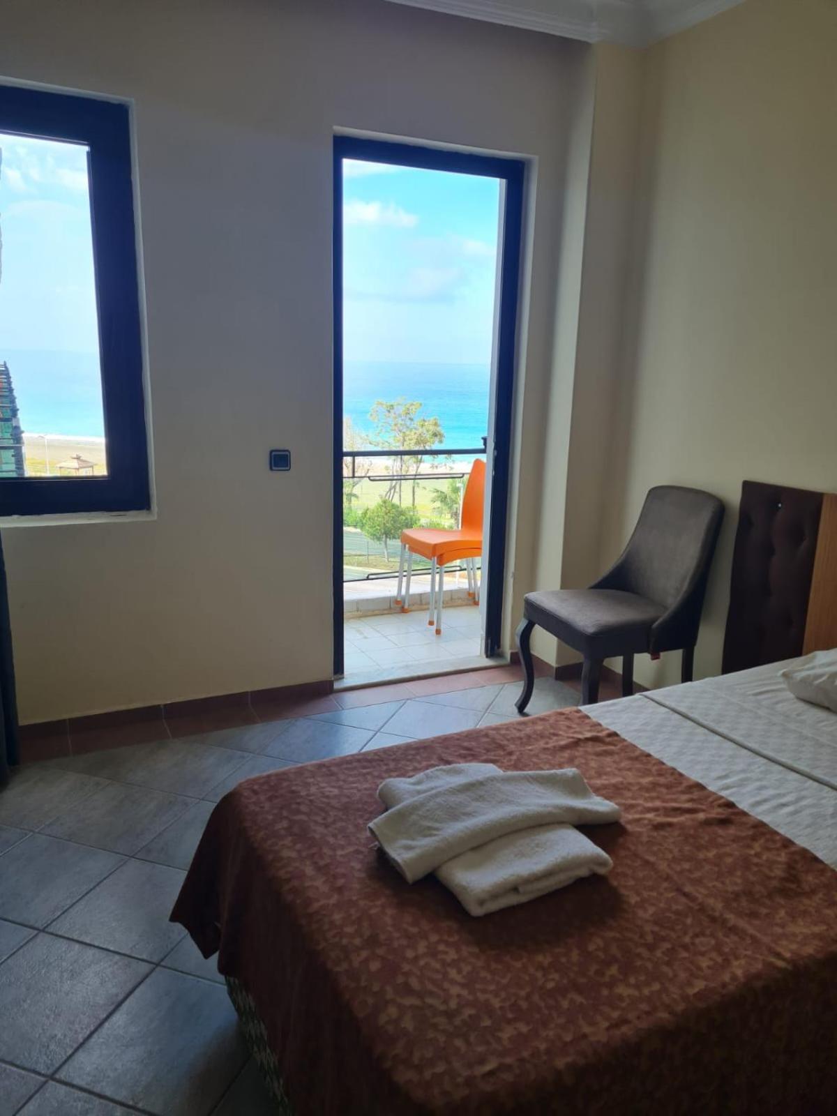 Sun Fire Beach Hotel 阿拉尼亚 外观 照片